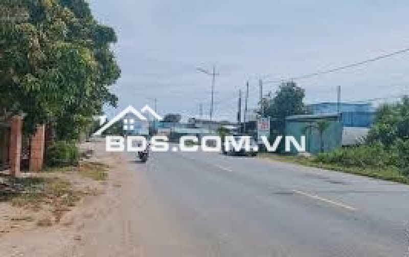 Chính chủ cần bán gấp lô đất mặt tiền đường ĐT 720 ( Quốc lộ 55 cũ) tại xã Suối Kiết, huyện Tánh Linh, tỉnh Bình Thuận